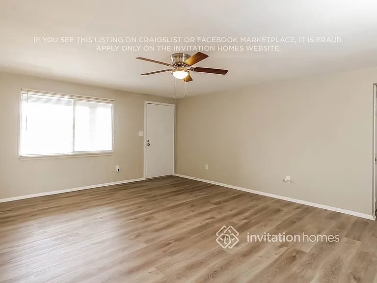 14235 N 39th Way — Photo 3