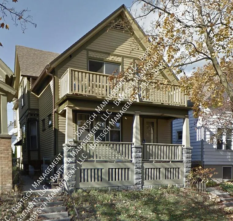 2935 N Bremen St #4