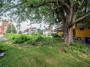 4455 Pearl Rd, Cleveland, OH 44109