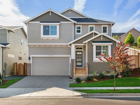 7744 SW Cornutt St, Tigard, OR 97224