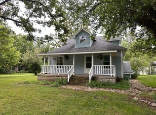 2477 Carver Rd, Diamond, MO 64840