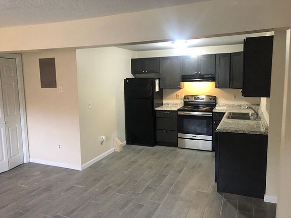 2nd image of 6822 Plaza Dr APT 7