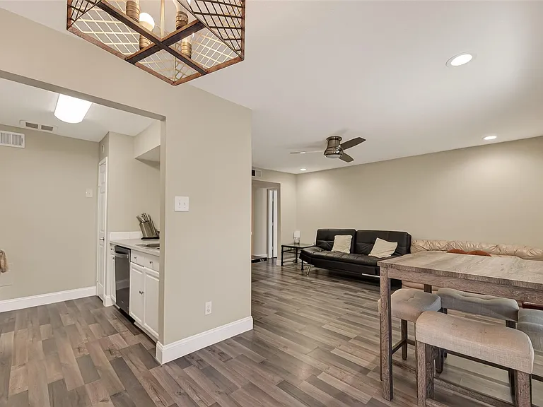 18515 Egret Bay Blvd #1302 — Photo 2