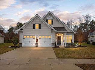 11 Daffodil Rd, Egg Harbor Township, NJ 08234