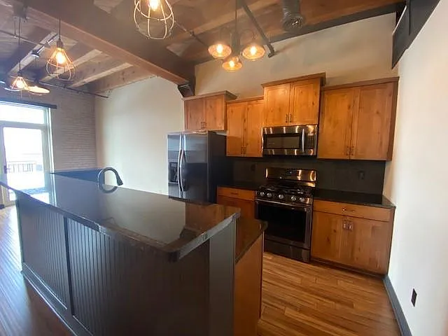 Apartment 522 Kitchen