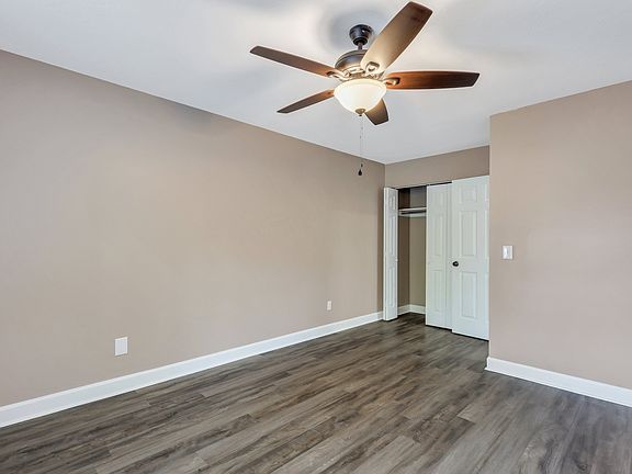 5th image of 1300 Forest Lake Dr