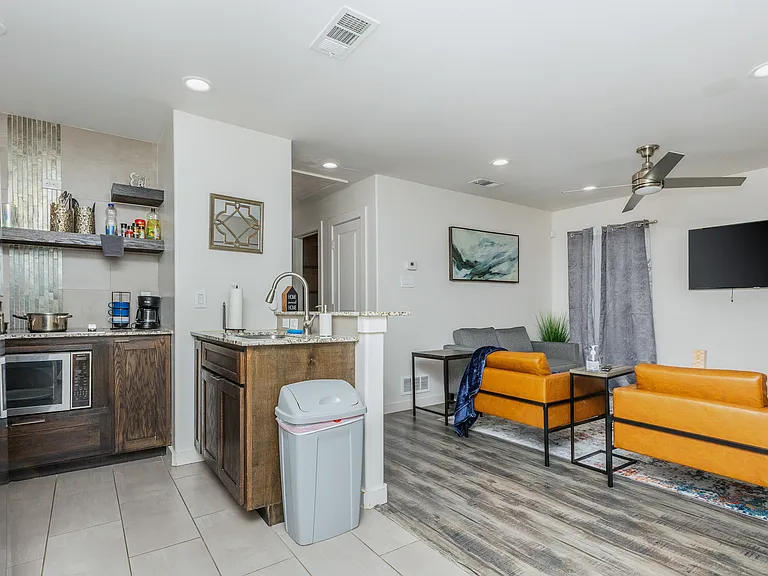 5705 Pickfair Cir — Photo 17