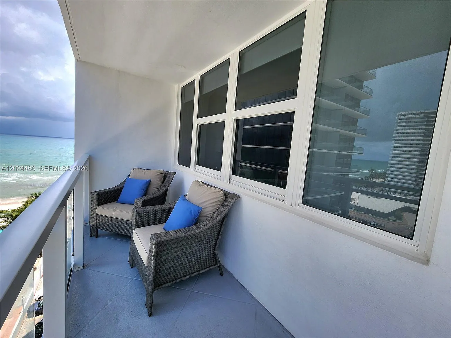 Parker Plaza Condo Estate — Photo 4