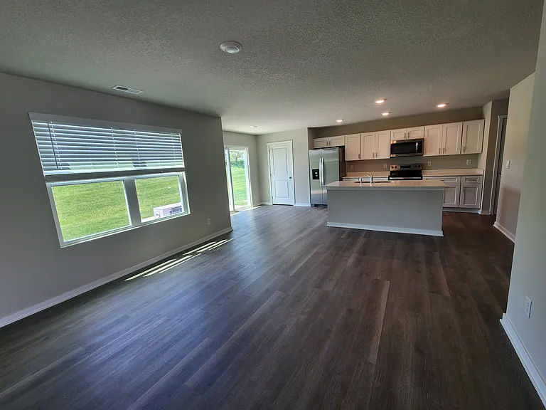 20511 Margo St — Photo 4