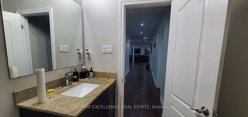 Brampton House for rent - 3 Bedrooms — photo 11