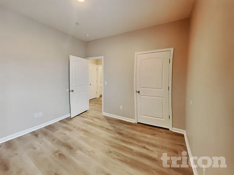 338 Victory Cir — Photo 10