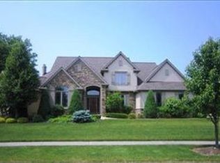 7472 Royal Portrush Dr, Solon, OH 44139
