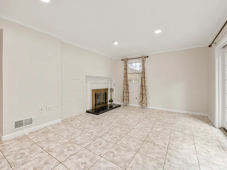 6711 Doane Ave — Photo 19