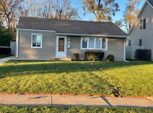 326 W Adams St, Villa Park, IL