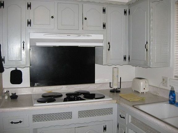 3rd image of 6109 S Francis Ave