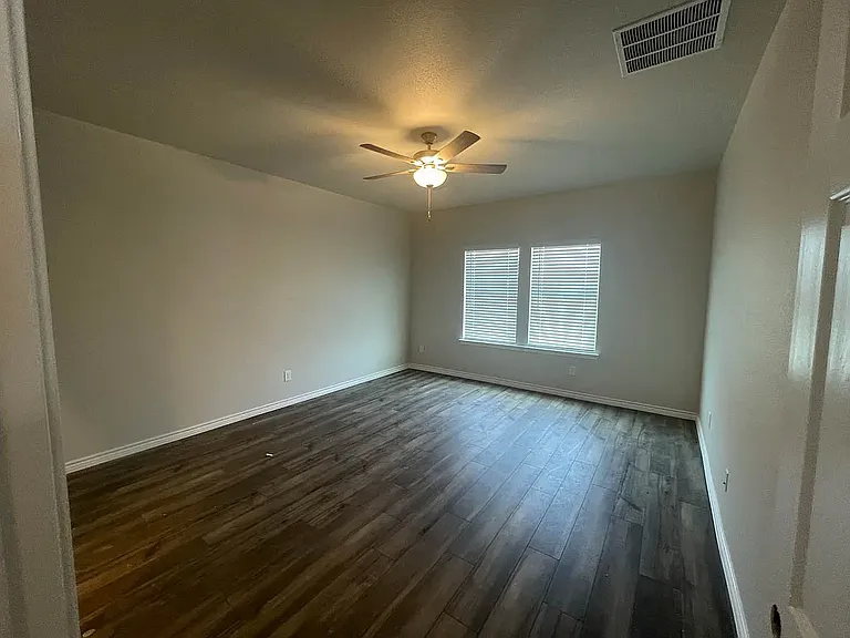 Master bedroom (empty)