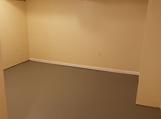 14432 Strathmoor St, Detroit, MI 48227