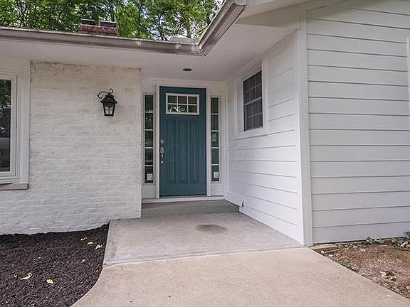 2nd image of 5970 Forestview Dr