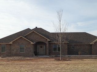 11801 W Country Club Rd, Canyon, TX 79015