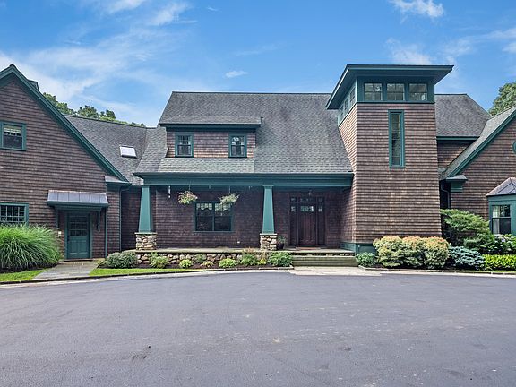 3rd image of 75 Half Mile Road