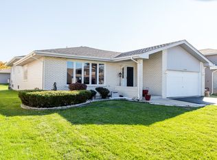 17919 Poplar Ln, Country Club Hills, IL