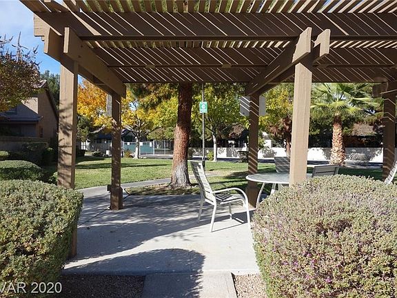 3rd image of 4012 Grasmere Ave