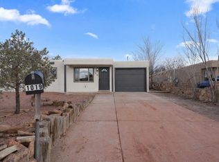 1019 Santa Clara Dr, Santa Fe, NM 87507