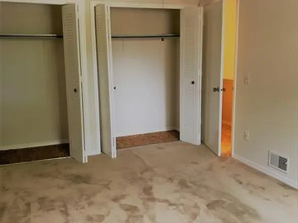 240 Jamil Rd, Columbia, SC 29210