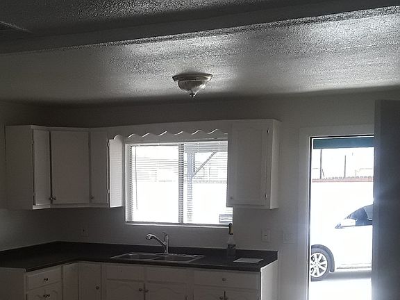 2nd image of 721 Woodrow Ave #C