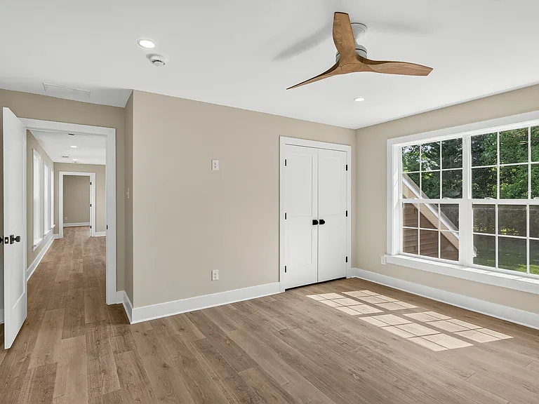 2069 Dutton Mill Rd — Photo 20