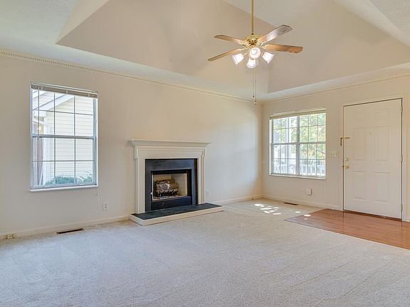 5th image of 605 Priscilla Ct