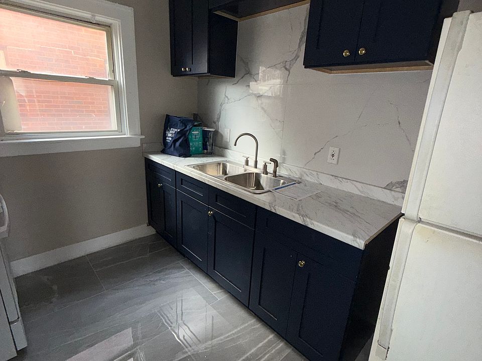 6949 Bingham St #2, photo 9