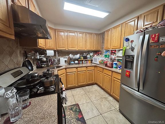 4th image of 144-77 Barclay Avenue #4B