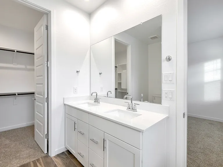4042 E Pinto Dr — Photo 12