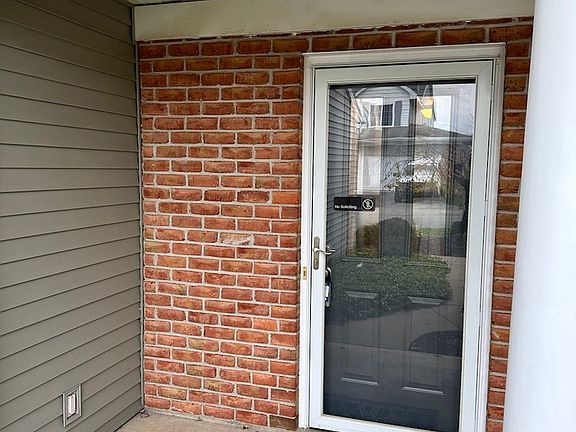 2nd image of 5410 Rivertown Cir SW #5410