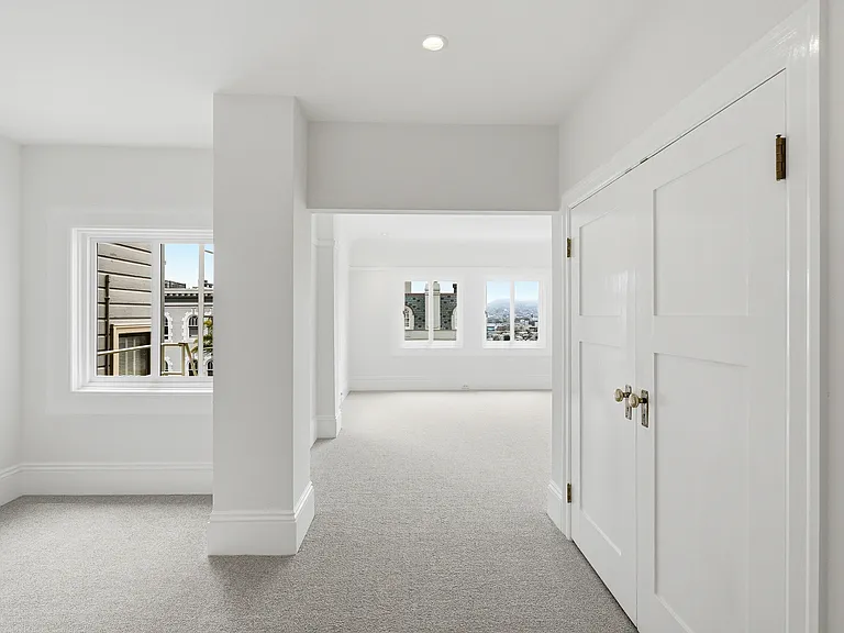 2998 Pacific Ave — Photo 56