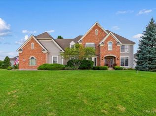 24660 N Whispering Wheat Ln, Cary, IL 60013
