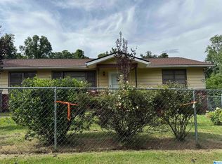 703 Dolphin Dr, Weaver, AL 36277