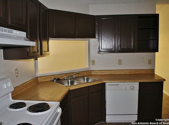 4th image of 4151 Sunrise Point Dr