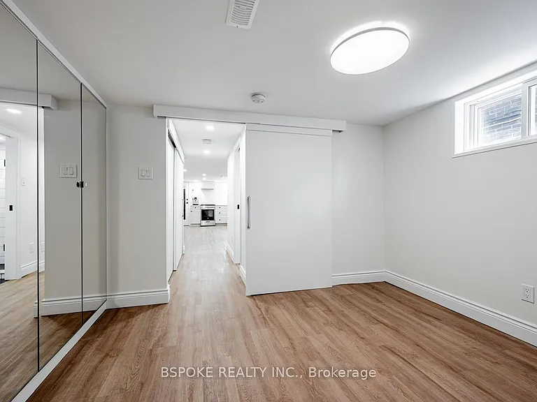4 Hartford Ave #BASEMENT — Photo 21