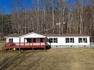 5074 Old Plottown Rd, Young Harris, GA 30582