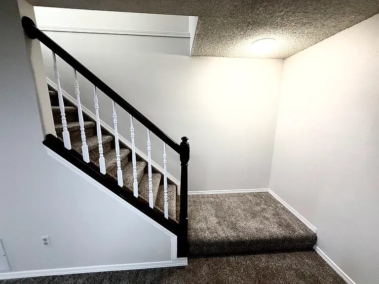 8061 Scarborough Dr — Photo 48