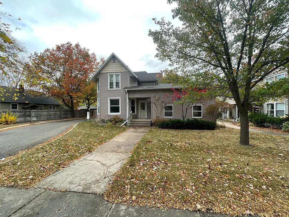 319 S Garfield Ave #B