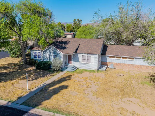 213 S MESQUITE Street, Wickenburg, AZ 85390