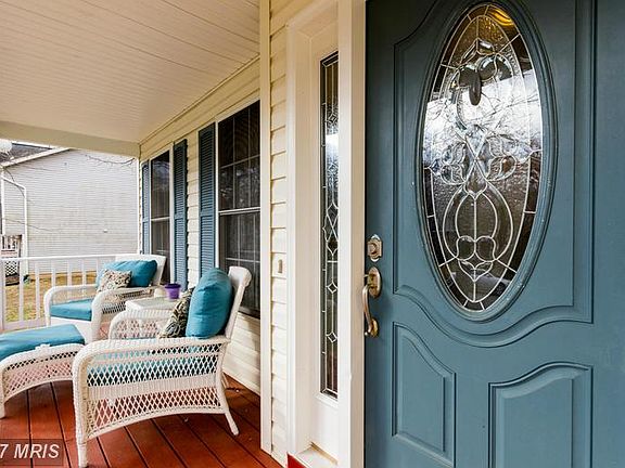 Exterior Front Porch View 2