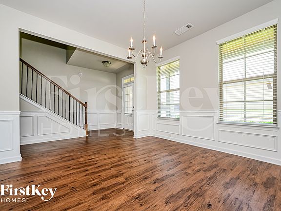 3rd image of 360 Madison Grace Ave