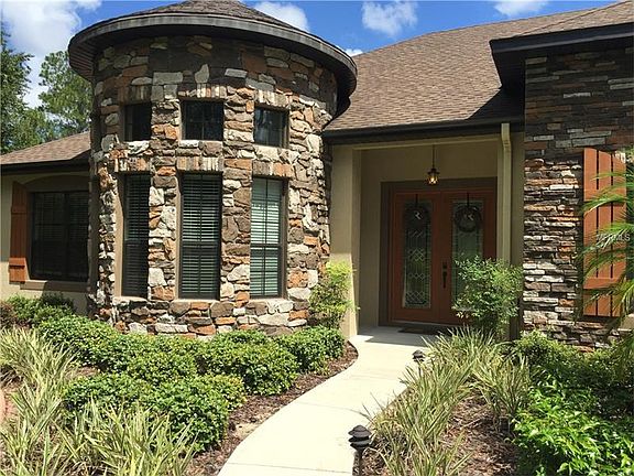 3rd image of 35711 High Pines Dr
