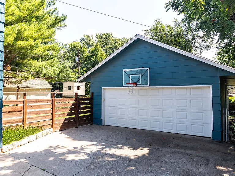 534 N Terrace Dr — Photo 31