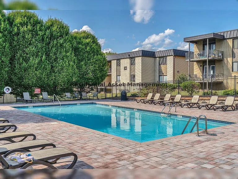 6680 Charlotte Pike #F5 — Photo 40