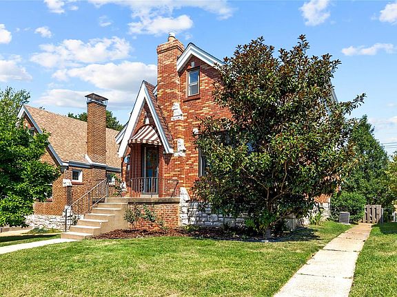 2nd image of 5465 Tholozan Ave